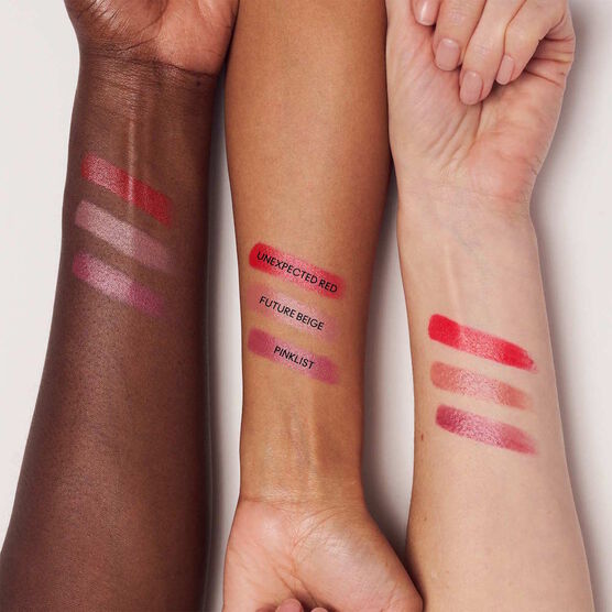 HOLIDAY 25 Batom Satin Unexpected